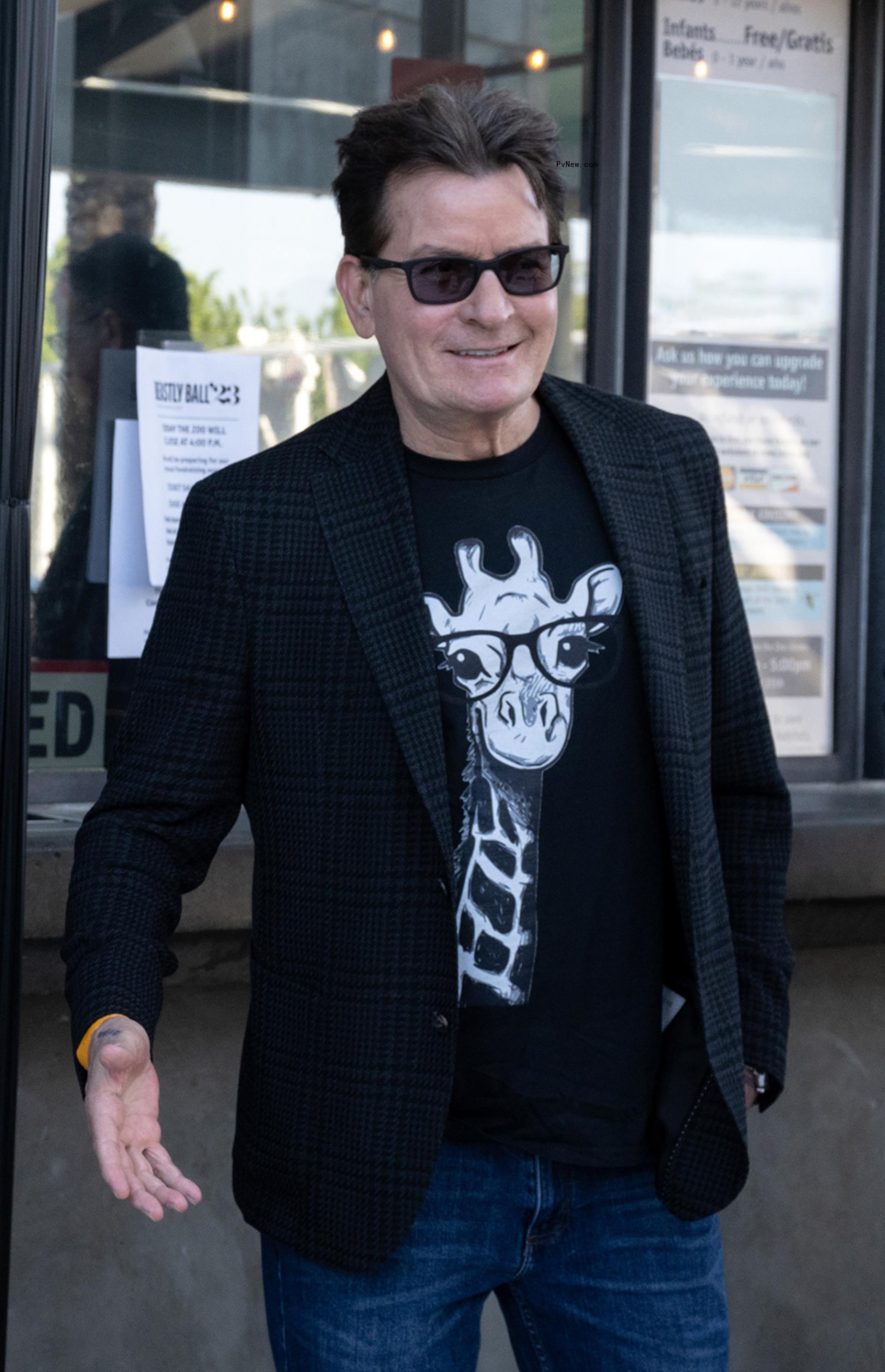 Charlie Sheen at the 2023 Greater Los Angeles Zoo Association's Beastly Ball.