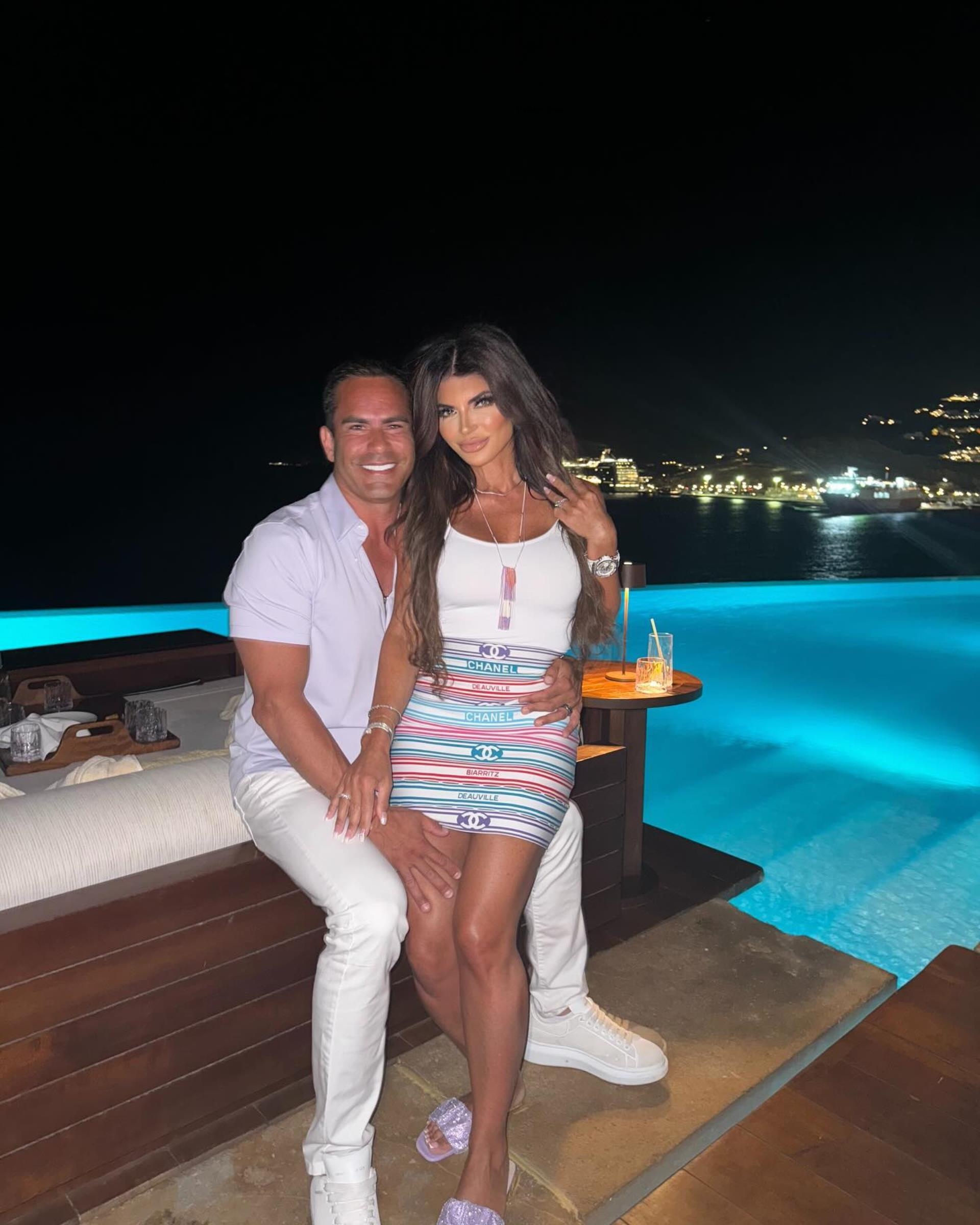 Teresa Giudice and Luis Ruelas posing together.