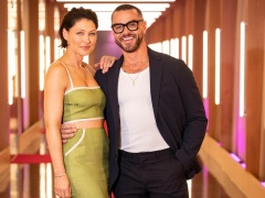 ‘Love is Blind U.K.’ Hosts Matt and Emma Willis Tease ‘Divisive’ Cast Members and Why Brits’ ‘Love Language’ Will Surprise International Viewers: ‘I Laughed, I Cried, I Screamed’