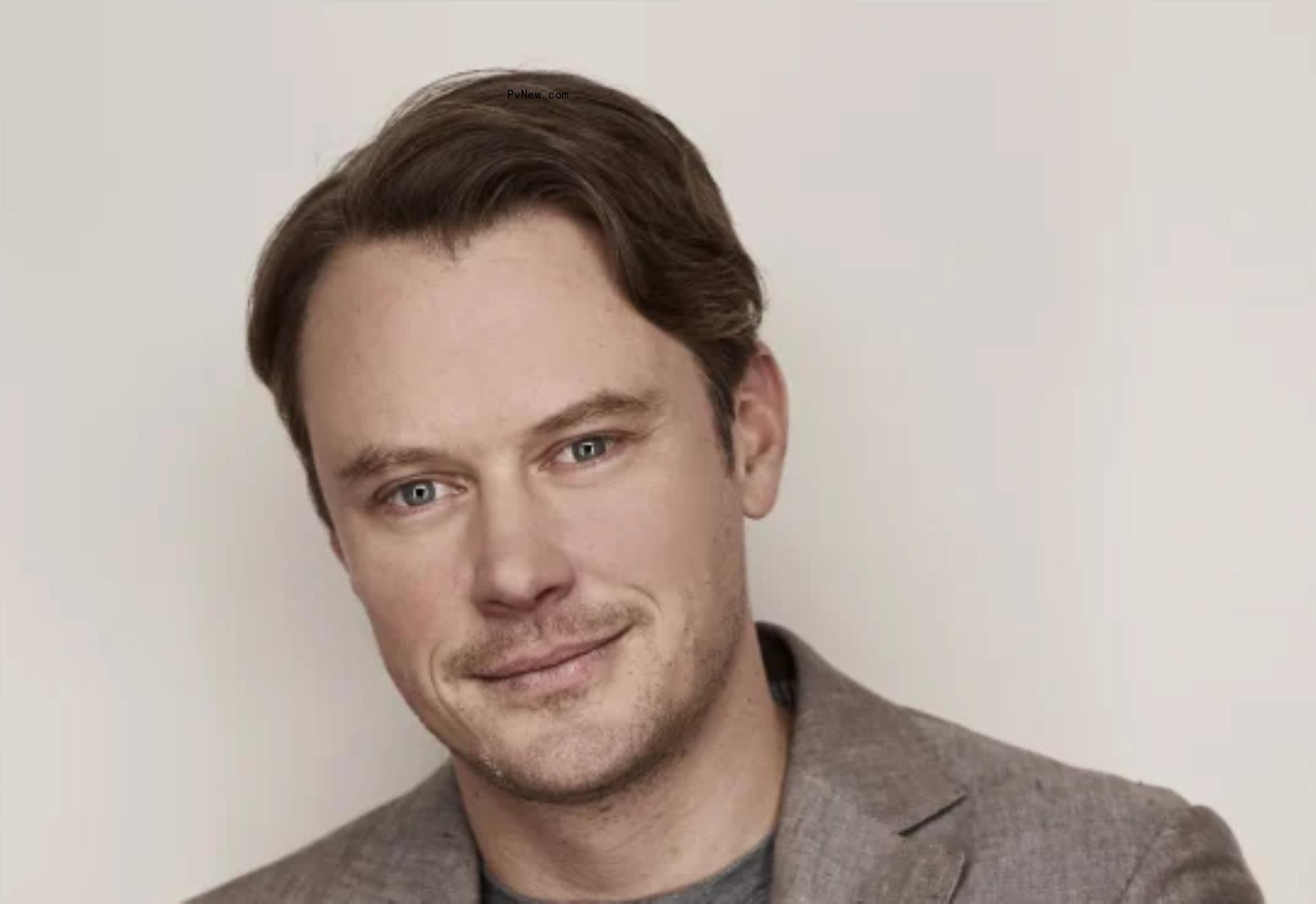 Michael Dorman Signs With Verve