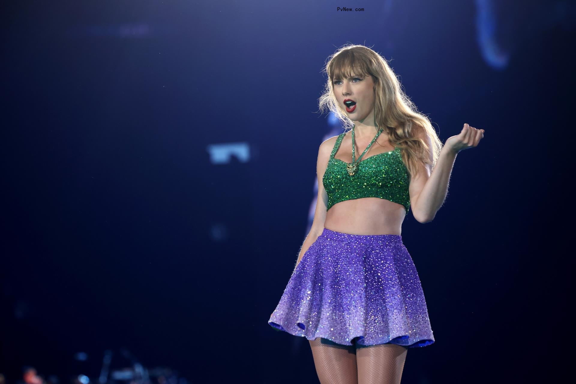 Taylor Swift singing at Eras Tour