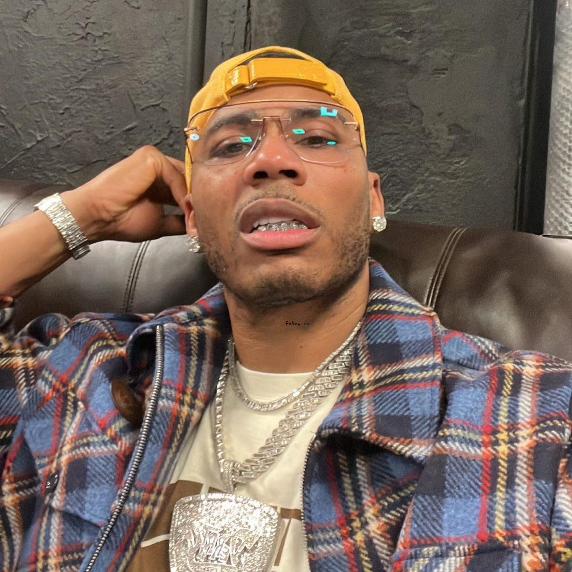Nelly.