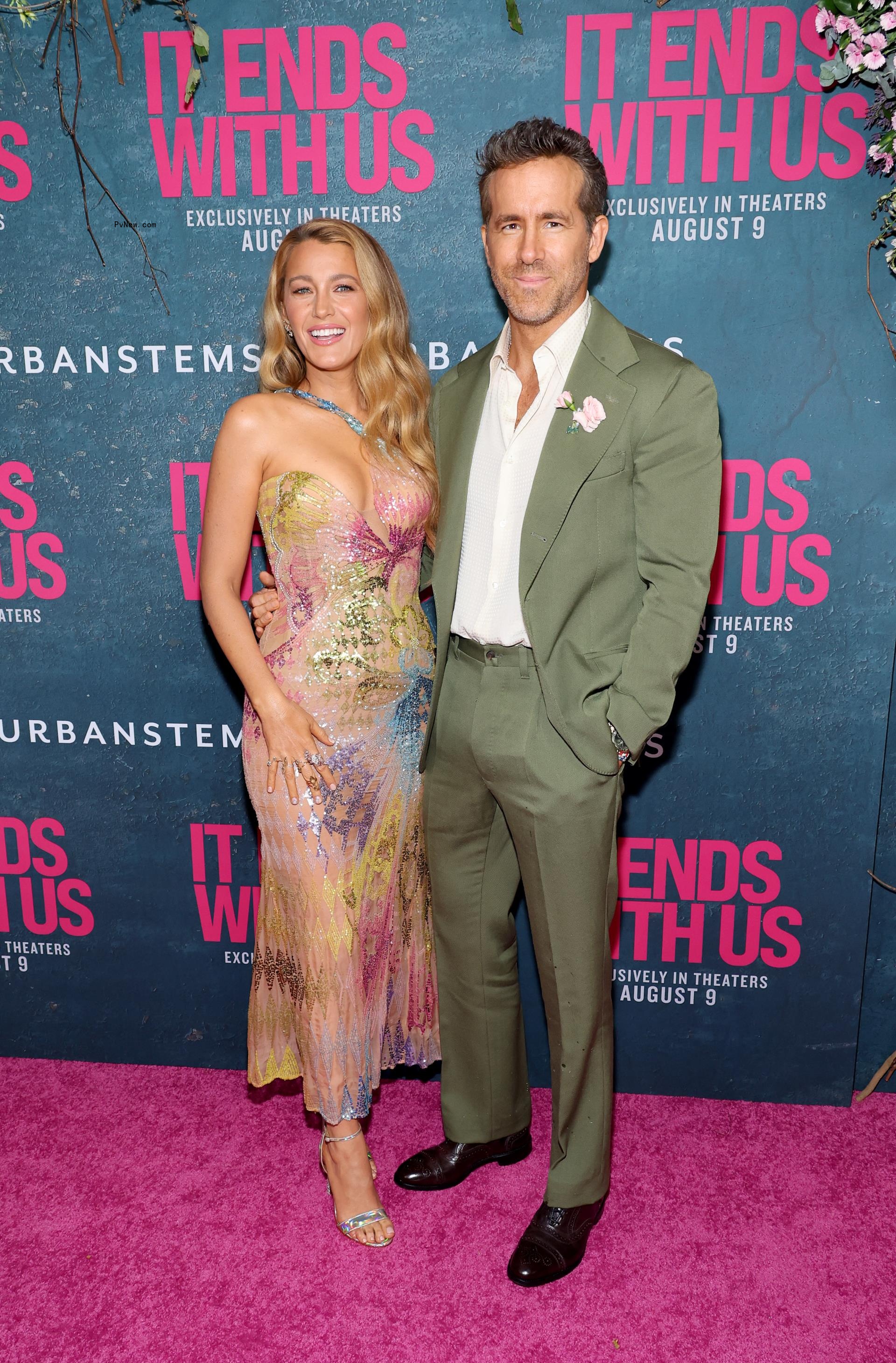 Blake Lively and Ryan Reynolds posing together 