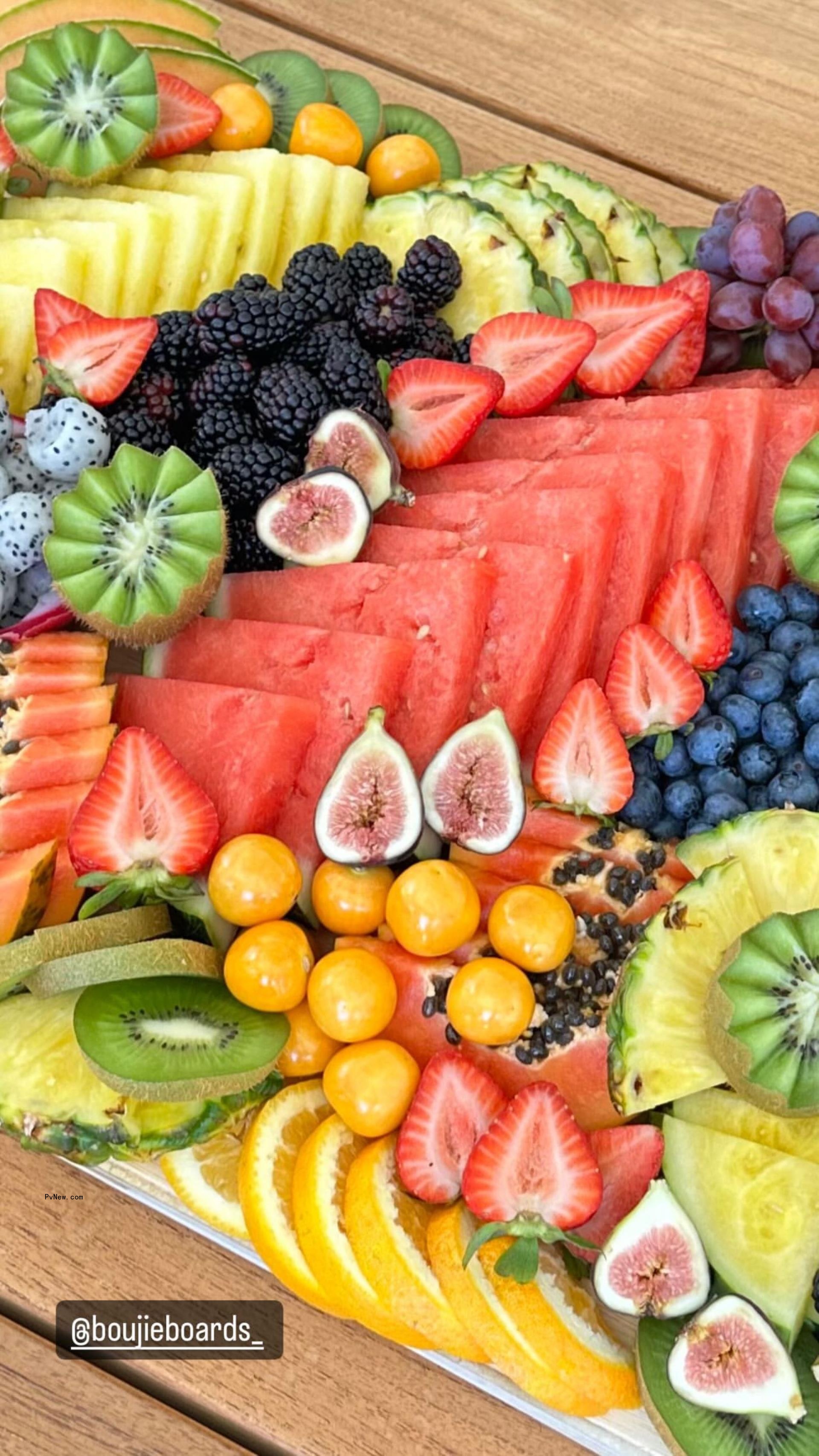 A fruit tray.