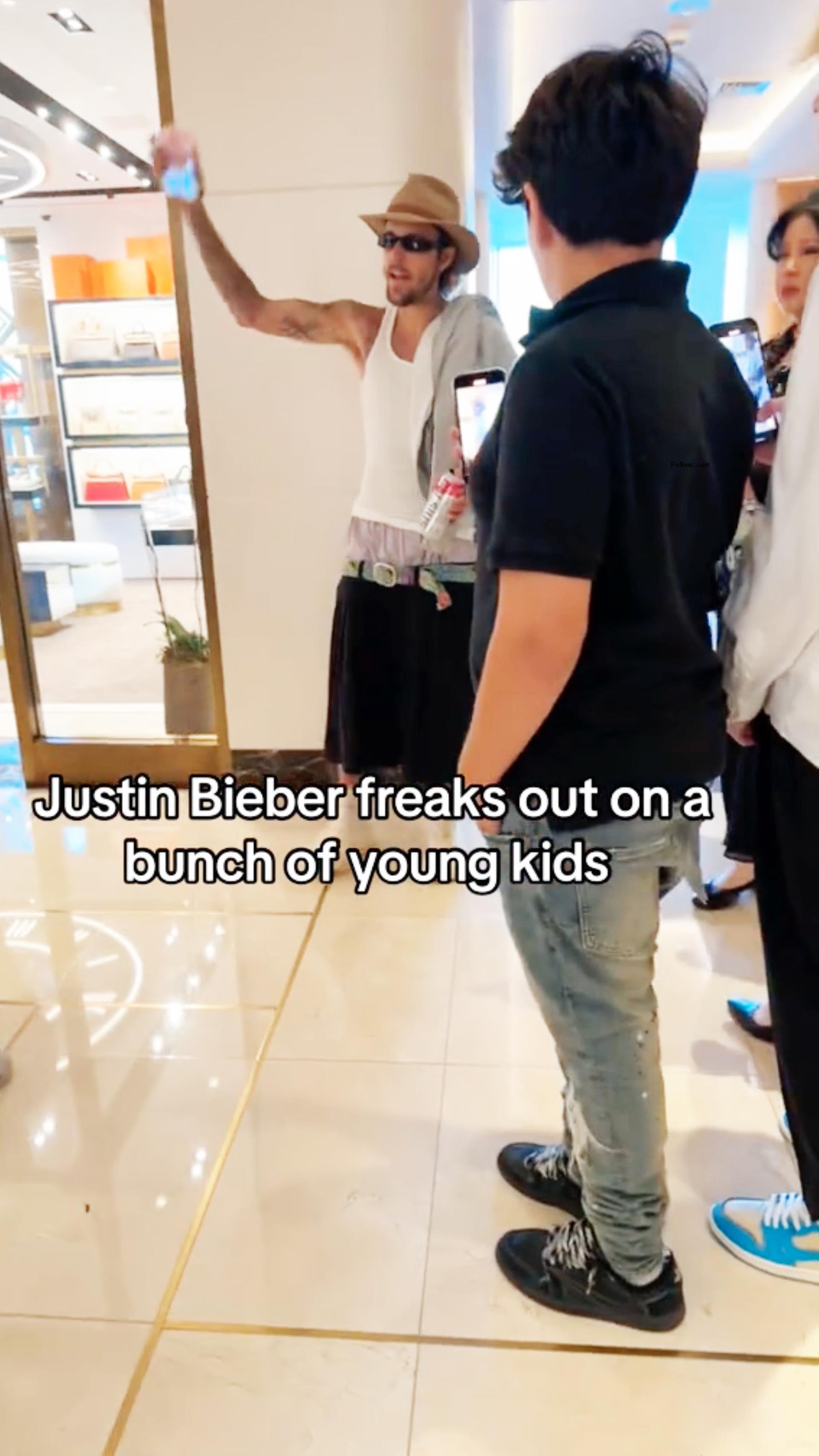 Justin Bieber filmed scolding kids