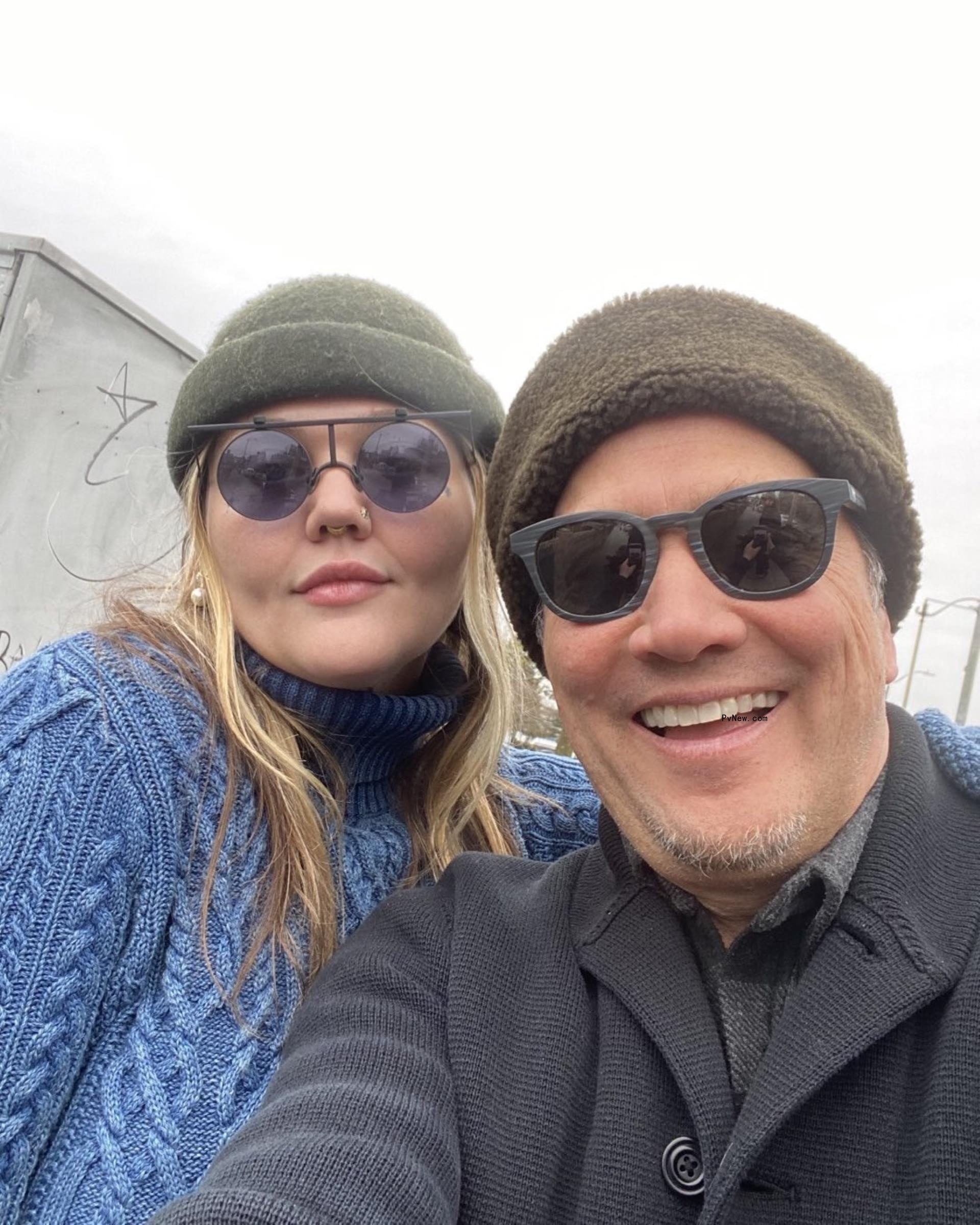 A selfie of Elle King and dad Rob Schneider.