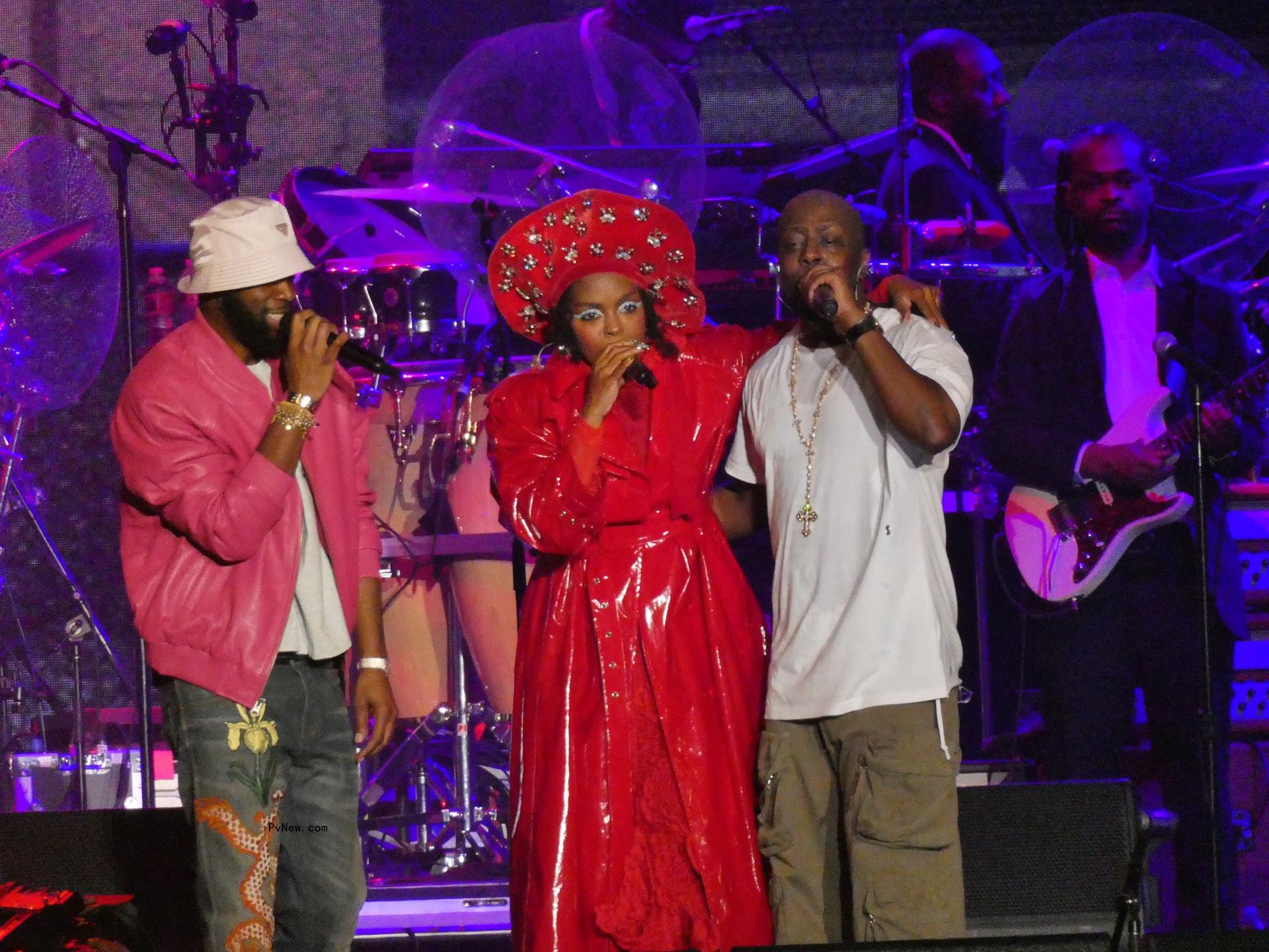 Lauryn Hill Says U.S. Tour Was Called Off Due to Low Ticket Sales — Which She Attributes to Media Sensatio<i></i>nalizing of Her Canceled Shows Last Year