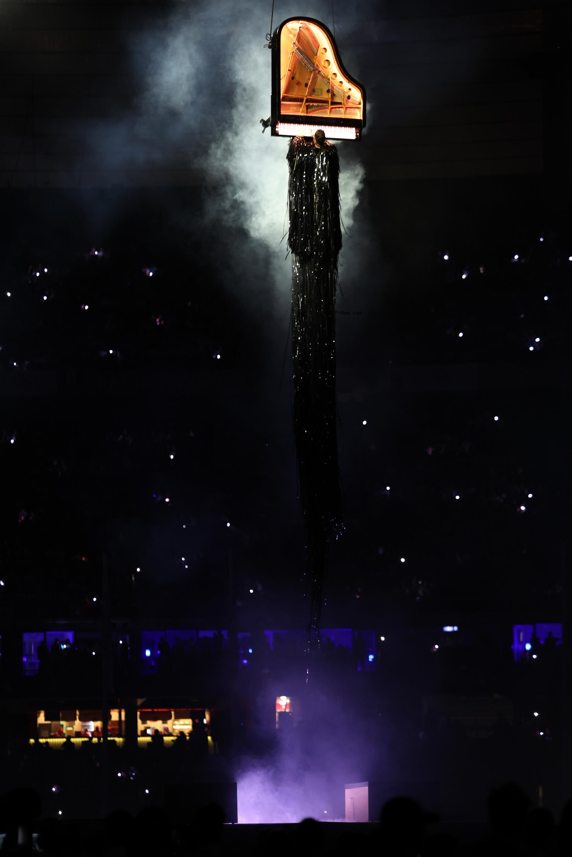 Olympics Closing Ceremony: All the Highlights as Paris Hands Over Games to L.A., From Phoenix Rocking Out to Tom Cruise’s Epic Stunts
