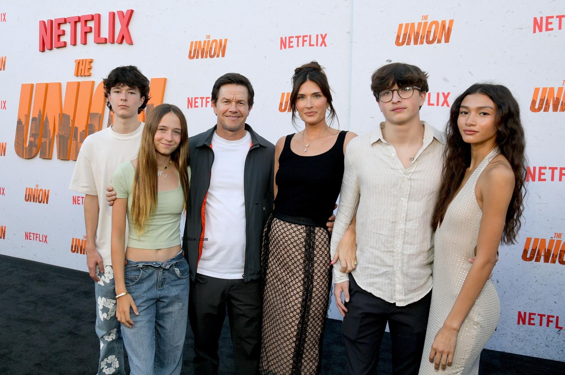 Mark Wahlberg, Rhea Durham and four kids at 