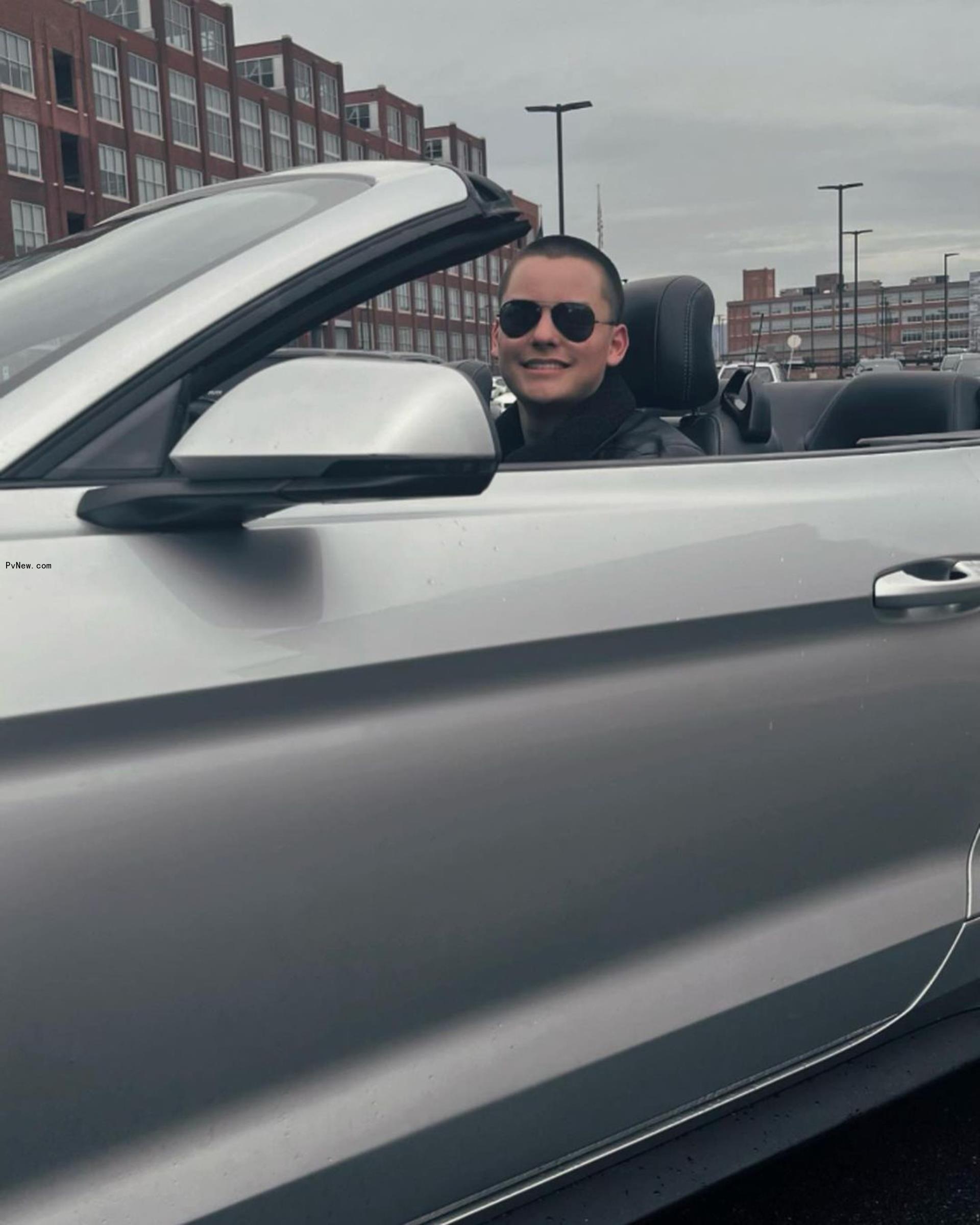 Collin Gosselin drives car in Instagram photo