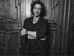 Shah Rukh Khan on Evolving From Romantic Hero to Action Star and Why He Hasn’t Gone Hollywood: ‘I Just Want an Indian Story to Be Accepted Worldwide’