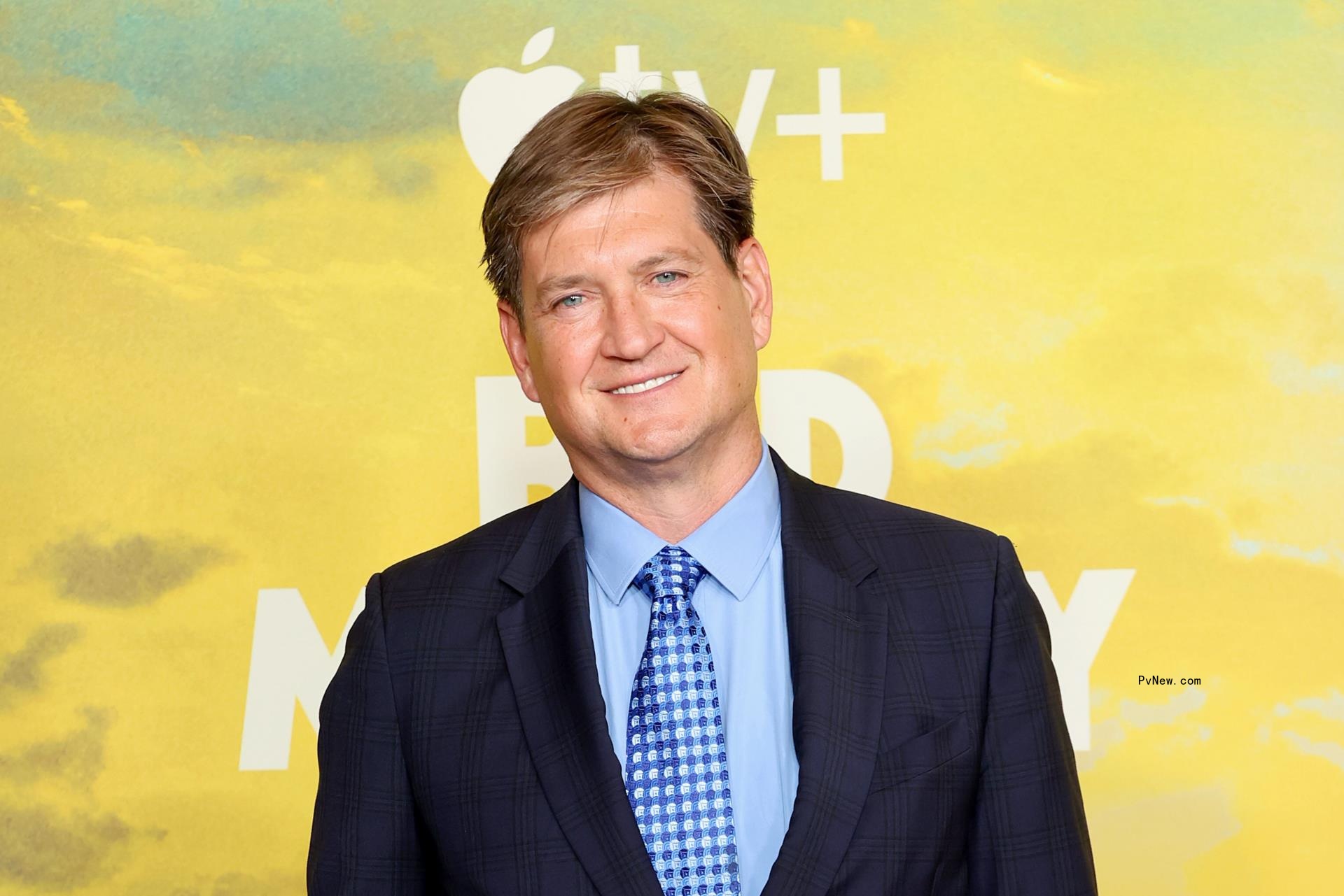 Bill Lawrence Admits He Teased a ‘Scrubs’ Reunio<i></i>n So You’d Stop Asking a<i></i>bout ‘Ted Lasso.’ But Now, It Might Actually Happen