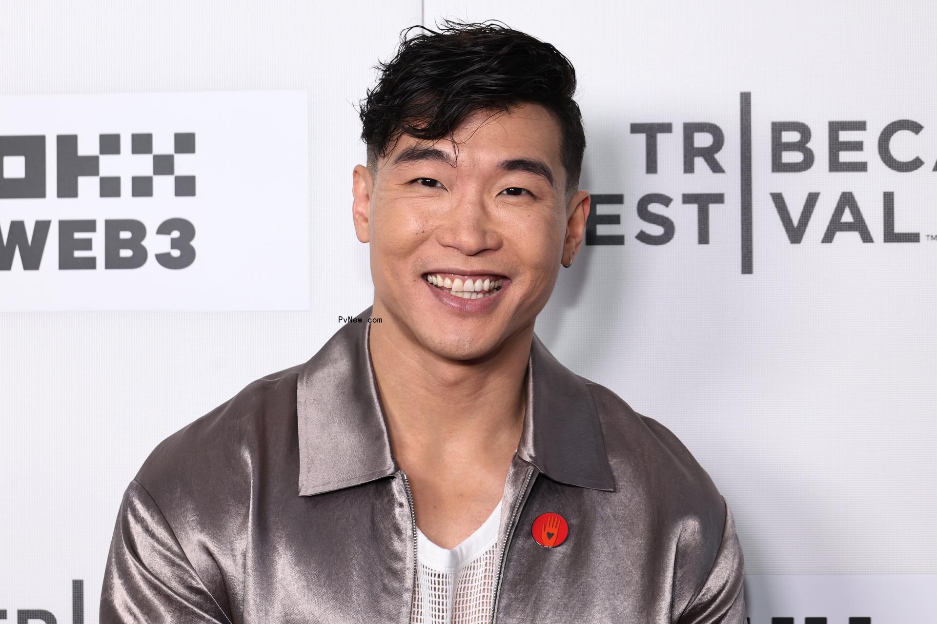 Joel Kim Booster Tapped to Host ‘Bad Dates’ Podcast From SmartLess: Actor Says He’s a ‘Survivor of a Lifetime of Bad Dates’