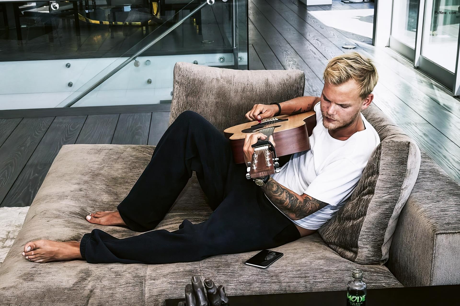 Avicii’s Sneakers, Music Instruments and More Up for Auction to Benefit His Mental Health Foundation