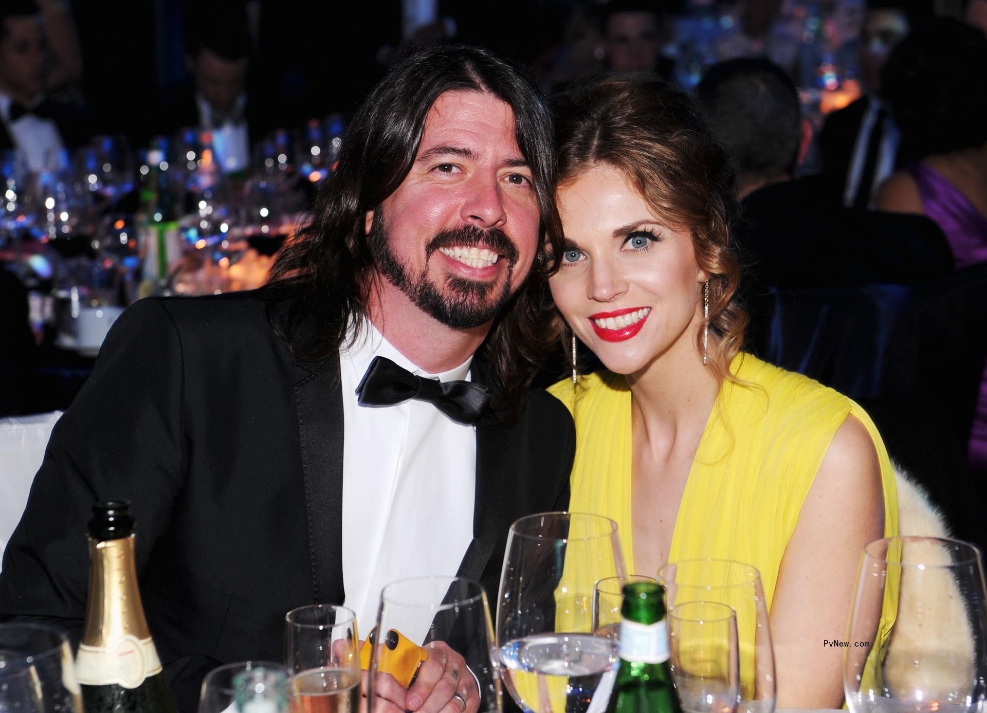 Dave Grohl and Jordyn Blum at the Grammys in 2012. 